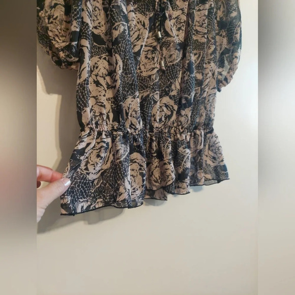 Guess Womens Puff Sleeve semi sheer boho floral Printed Ruffle top blouse L - Picture 4 of 6